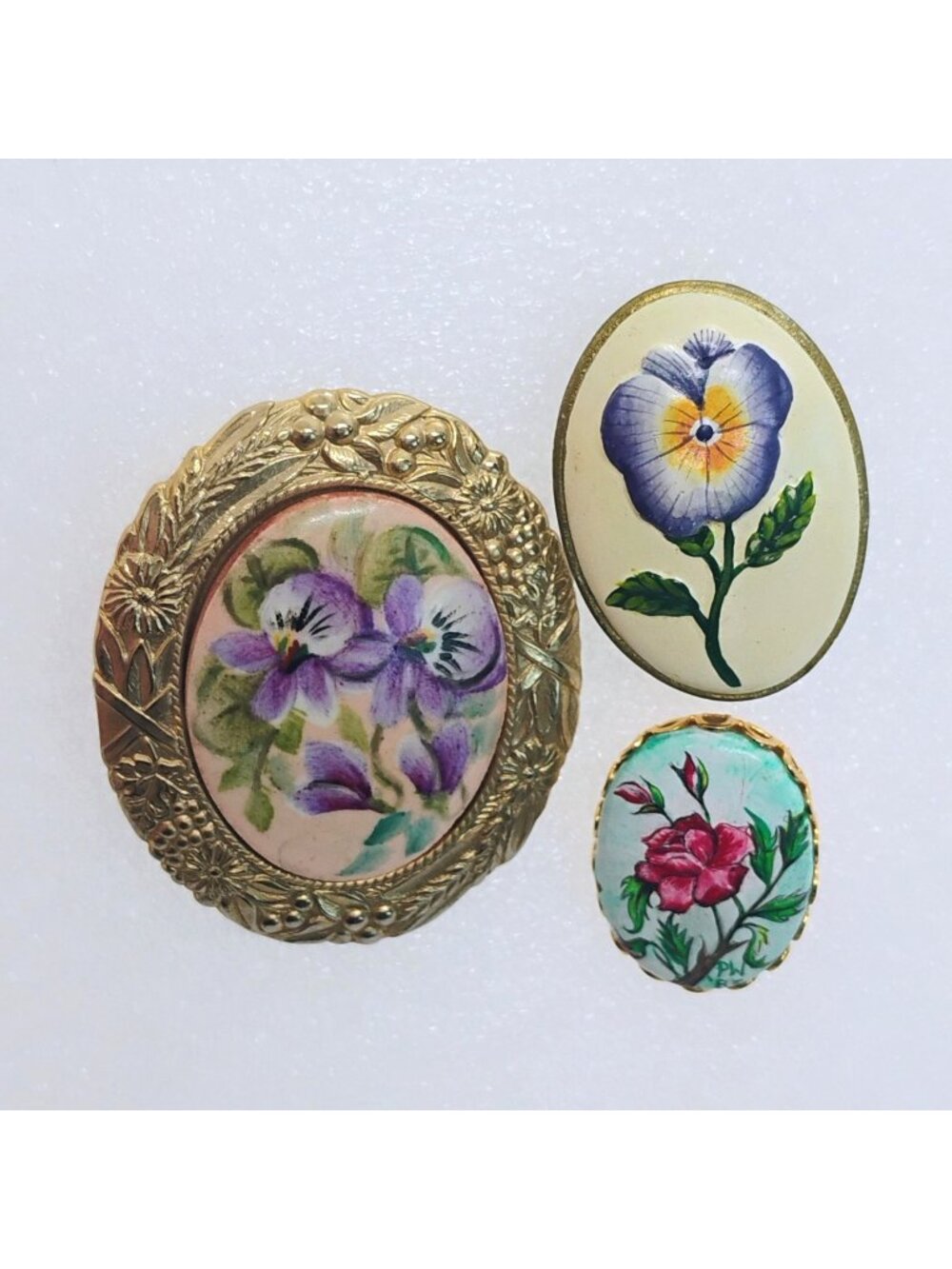 Vintage Lot of 3 Painted Floral Brooches Violet Pansy Rose Cameo Style Gold Tone